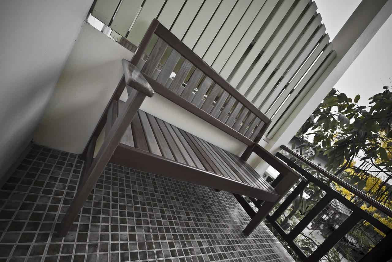 Tree House Hotel Sisaket מראה חיצוני תמונה